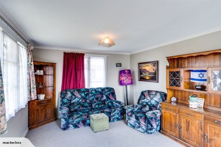 Photo of property in 130 Nuffield Avenue, Marewa, Napier, 4110