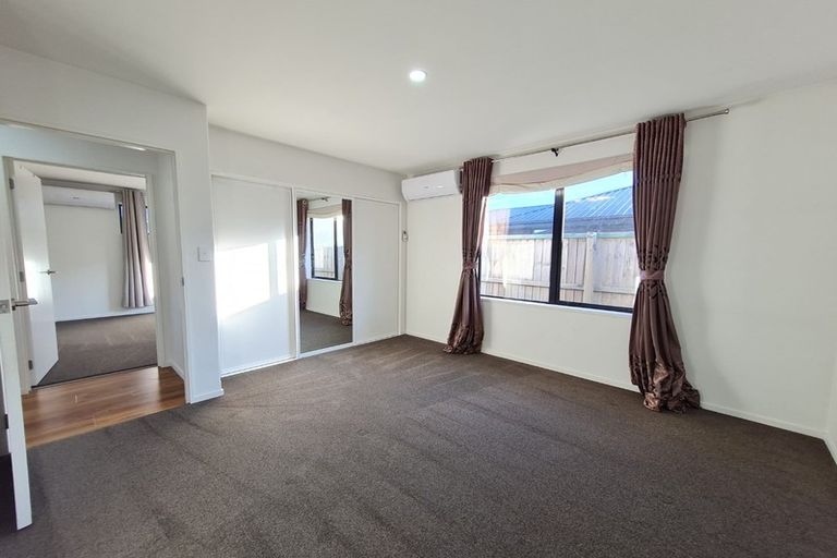 Photo of property in 88 Sarabande Avenue, Redwood, Christchurch, 8051