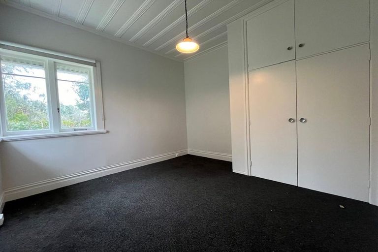 Photo of property in 62 Church Road, Ardmore, Papakura, 2582