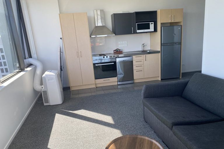 Photo of property in Twin Towers, 706/17 Putney Way, Manukau, Auckland, 2104