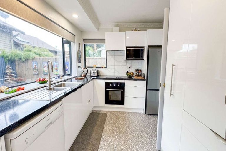 Photo of property in 183 Vigor Brown Street, Napier South, Napier, 4110