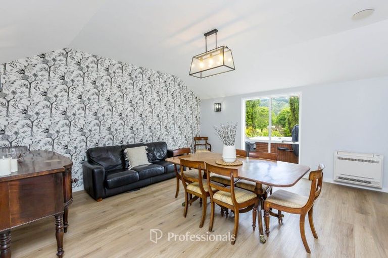 Photo of property in 20 Barton Road, Heretaunga, Upper Hutt, 5018