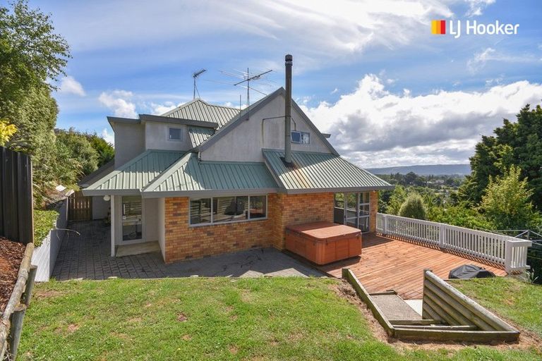 Photo of property in 22 Braeside, Kinmont Park, Mosgiel, 9024