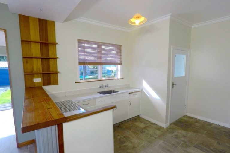 Photo of property in 9 Montgomery Street, Levin, 5510