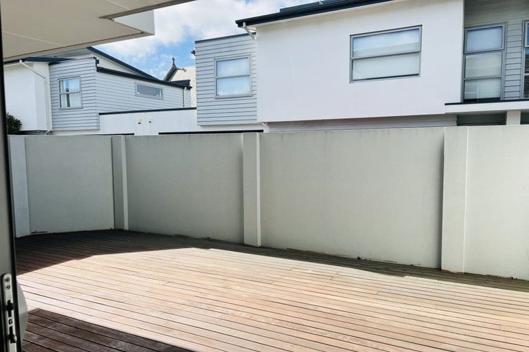Photo of property in 2/103 Mandeville Street, Riccarton, Christchurch, 8011