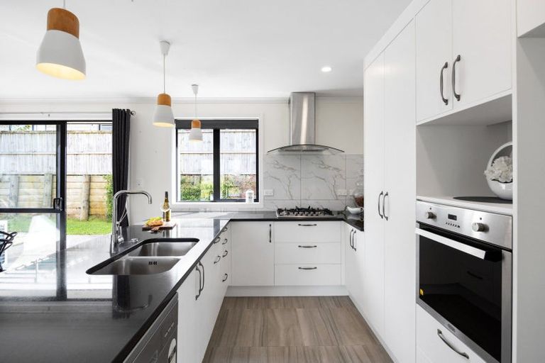 Photo of property in 15 Blackwood Crescent, Glenview, Hamilton, 3206