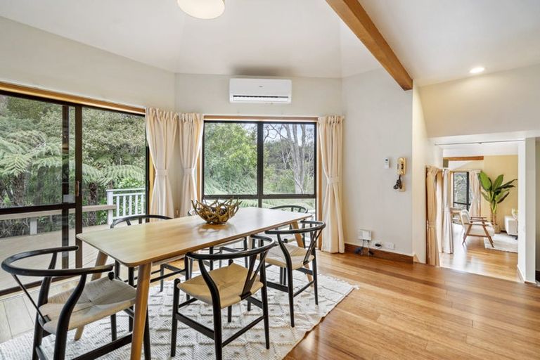 Photo of property in 15 Trelawny Place, Hillcrest, Auckland, 0627