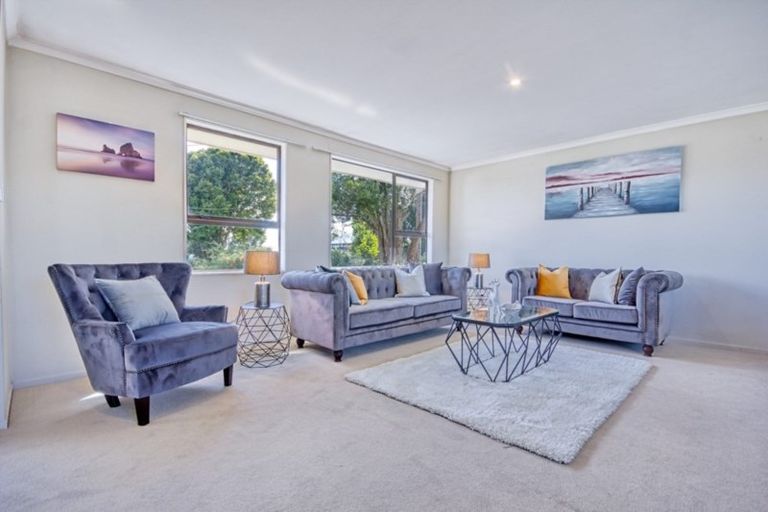 Photo of property in 1/185a Royal Road, Massey, Auckland, 0614