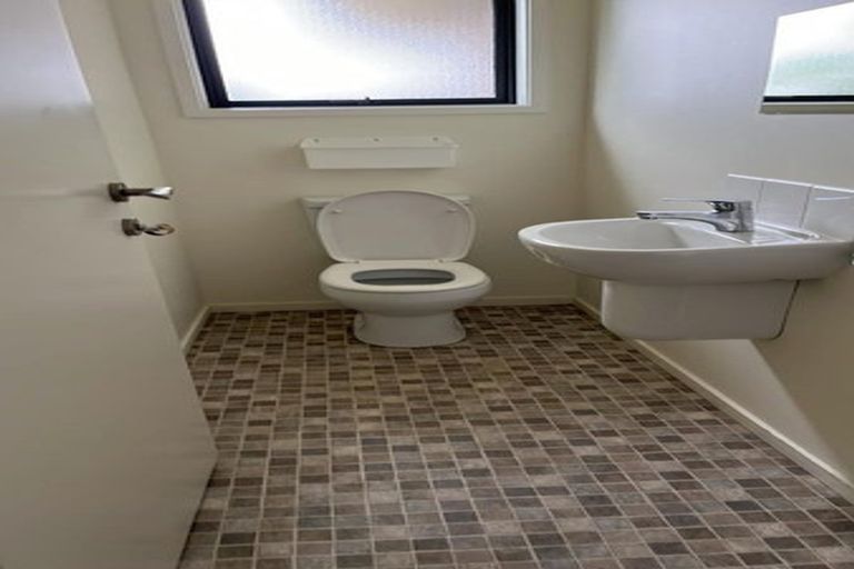 Photo of property in 64 Frank Street, Gore, 9710