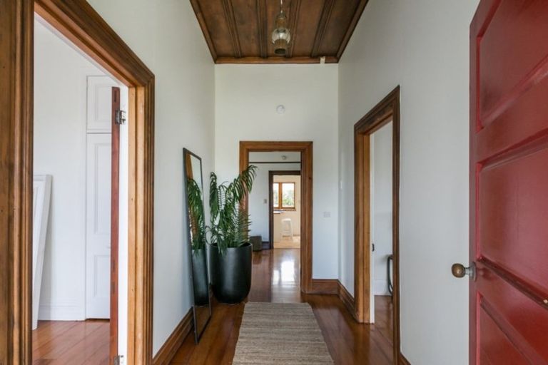 Photo of property in 62 Charles Street, Westshore, Napier, 4110