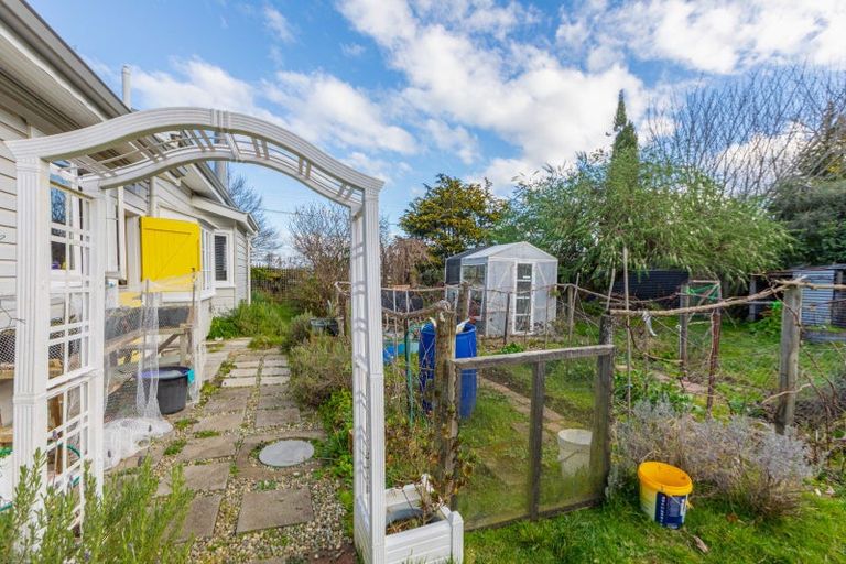 Photo of property in 14 Owen Street, Tikokino, Waipawa, 4273