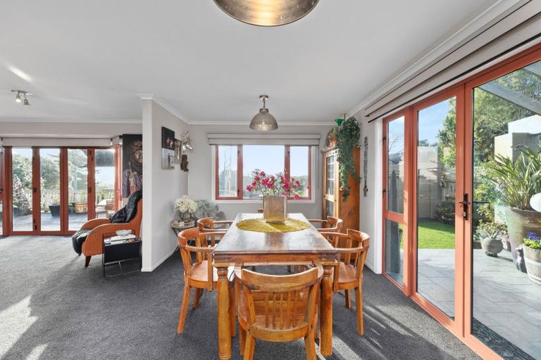 Photo of property in 25 Rogan Street, New Plymouth, 4310