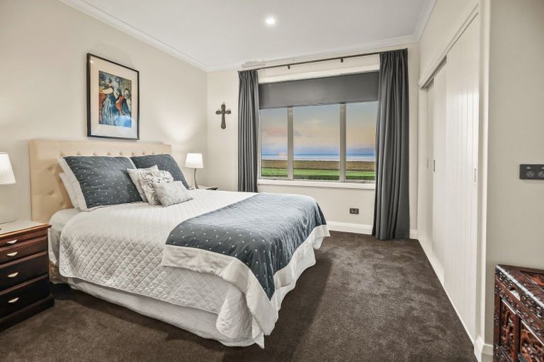 Photo of property in 766a Back Miranda Road, Pukorokoro / Miranda, Thames, 3576