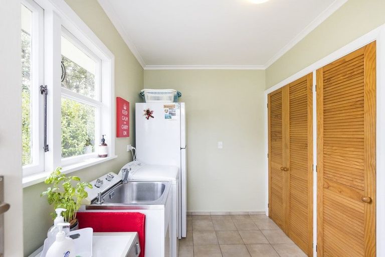 Photo of property in 26 Saint Albans Avenue, Hokowhitu, Palmerston North, 4410