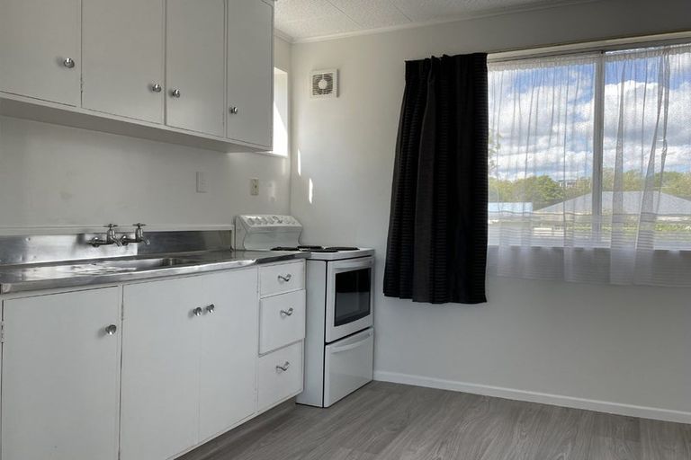 Photo of property in 6/62 Martin Street, Wallaceville, Upper Hutt, 5018