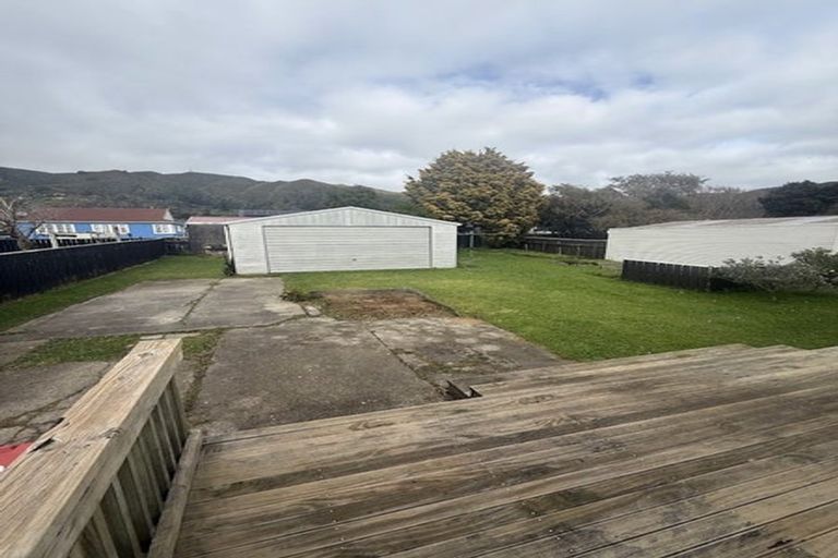 Photo of property in 19 Collett Street, Naenae, Lower Hutt, 5011