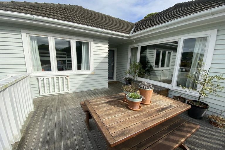 Photo of property in 44 Richmond Avenue, Karori, Wellington, 6012