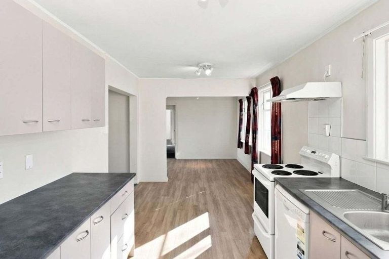 Photo of property in 19 Arthur Street, Upper Riccarton, Christchurch, 8041