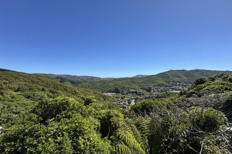 Photo of property in 40a Landsdowne Terrace, Karori, Wellington, 6012