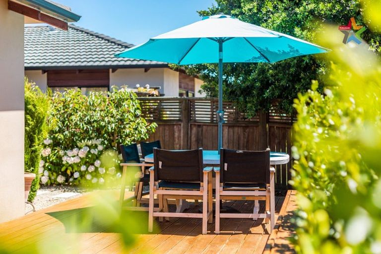 Photo of property in 25 Central Park, Paraparaumu Beach, Paraparaumu, 5032