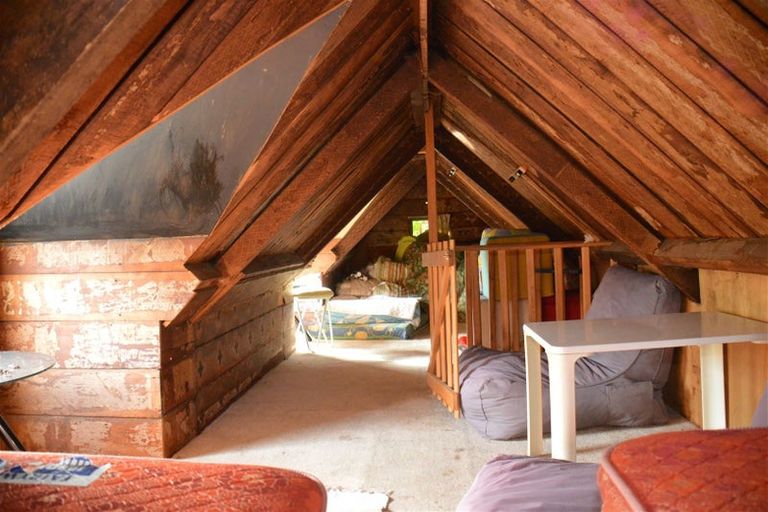 Photo of property in 11 Bruce Terrace, Akaroa, 7520