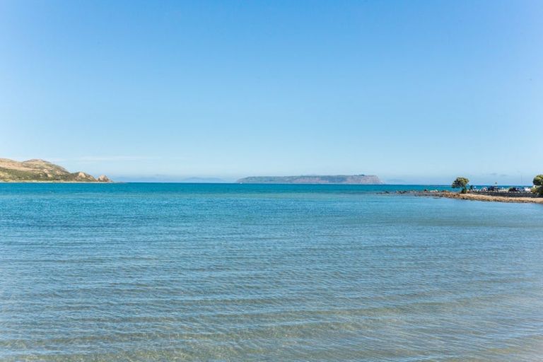 Photo of property in 20a Steyne Avenue, Plimmerton, Porirua, 5026