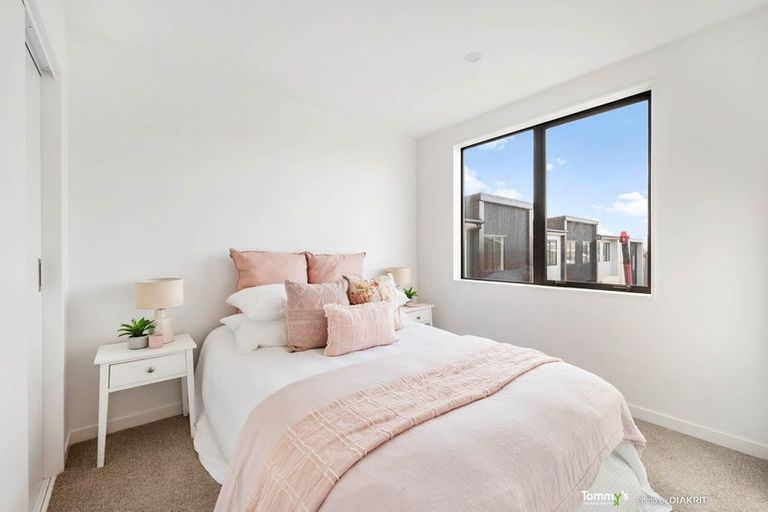 Photo of property in 179a Sutherland Road, Lyall Bay, Wellington, 6022