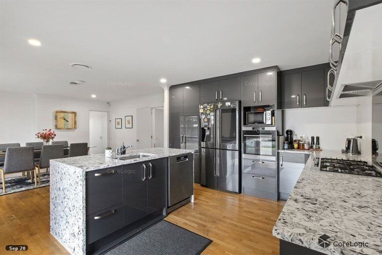 Photo of property in 89 Summerland Drive, Henderson, Auckland, 0612