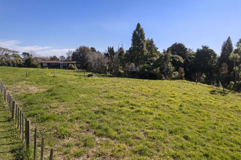 Photo of property in 3 Armstrong Avenue, Waitara, 4320