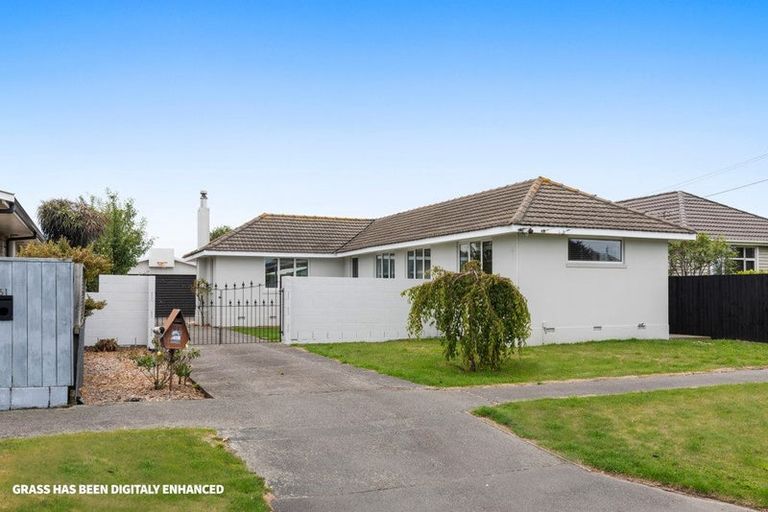 Photo of property in 53 Birchfield Avenue, Dallington, Christchurch, 8061
