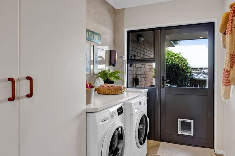 Photo of property in 9 Elizabeth Grove, Stratford, 4332