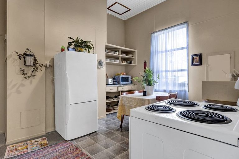 Photo of property in 49 Egmont Street, Hawera, 4610