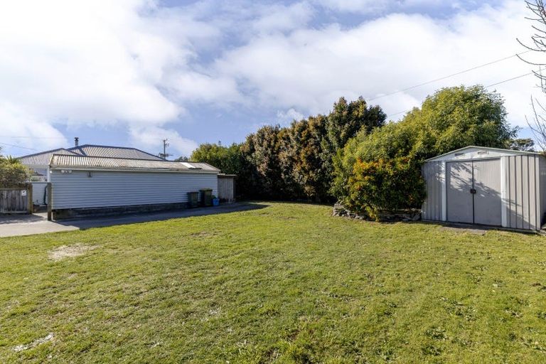 Photo of property in 14 Carthew Street, Okato, 4335