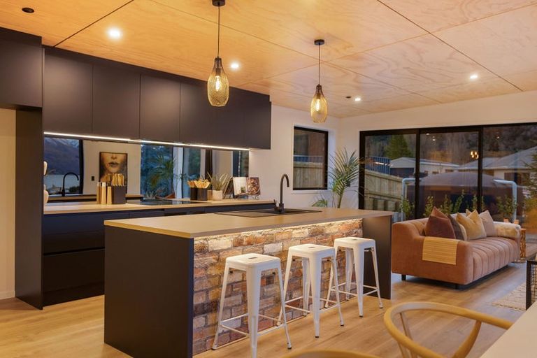 Photo of property in 12 Huntingdon Street, Kingston, Athol, 9793