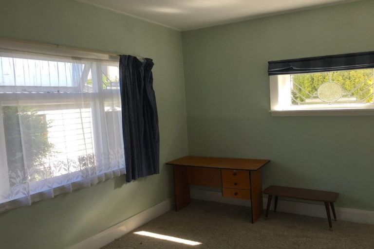 Photo of property in 76 Matai Street, Riccarton, Christchurch, 8011