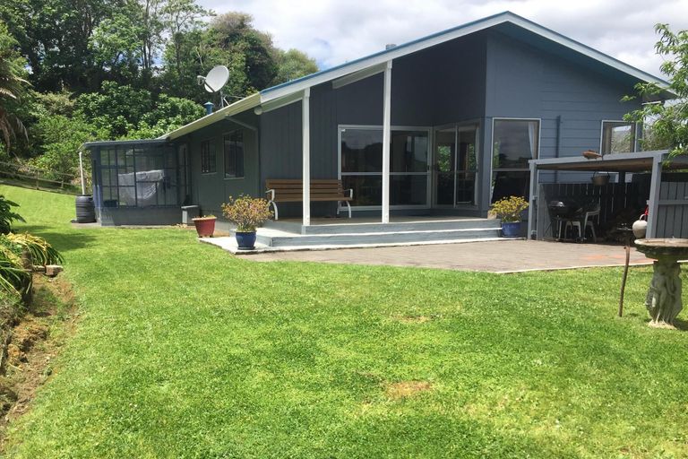 Photo of property in 2 Beaufort Street, Opua, 0200