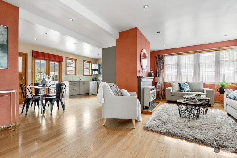 Photo of property in 11 Wheatley Street, Naenae, Lower Hutt, 5011