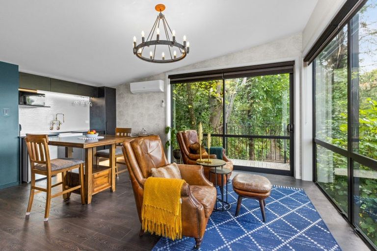 Photo of property in 8 Ormond Road, Hospital Hill, Napier, 4110