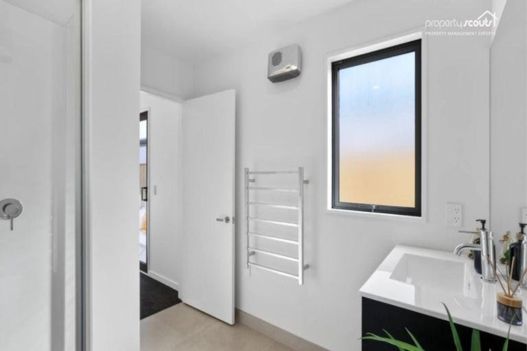 Photo of property in 2 Tarata Way, Lower Shotover, 9304