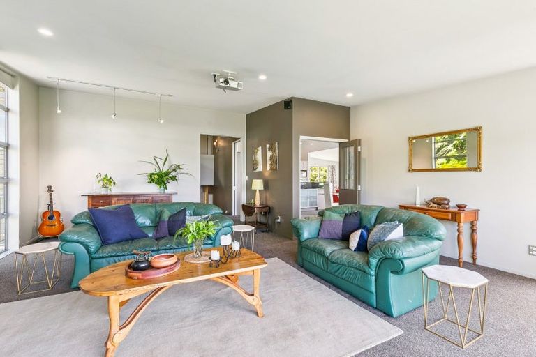 Photo of property in 77a Nicholson Road, Khandallah, Wellington, 6035