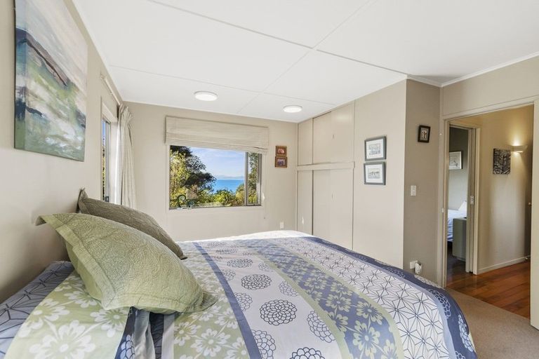 Photo of property in 203 Howard Road, Orere Point, 2585