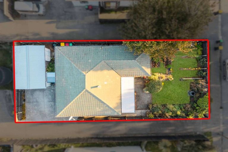 Photo of property in 17 Branston Street, Hornby, Christchurch, 8042