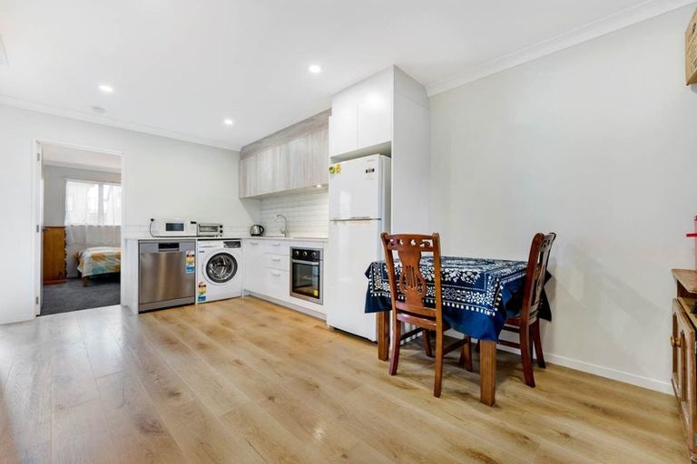 Photo of property in 5 Sun Orchid Avenue, Wiri, Auckland, 2104