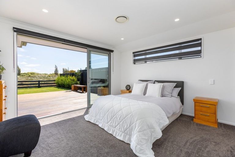 Photo of property in 31 Te Hurunui Drive, Pegasus, 7612