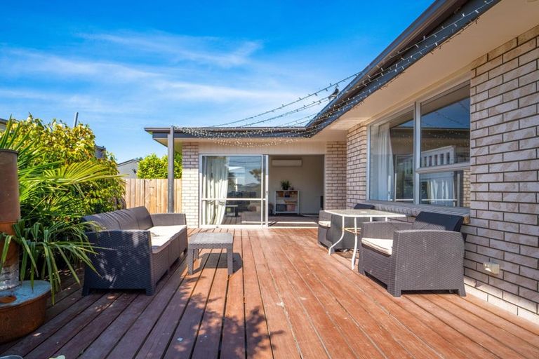 Photo of property in 6 Thurso Place, New Brighton, Christchurch, 8083