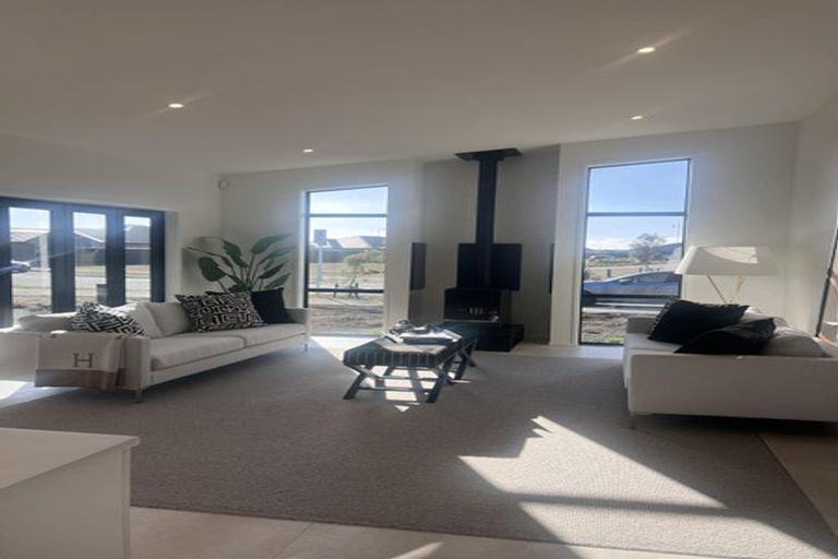 Photo of property in 82 Clark Road, Hobsonville, Auckland, 0616