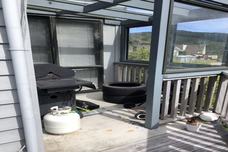 Photo of property in 1 Lydia Way, Karori, Wellington, 6012