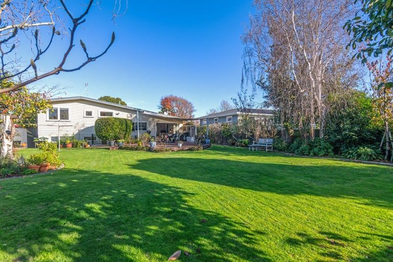 Photo of property in 34 Epsom Road, Hokowhitu, Palmerston North, 4410