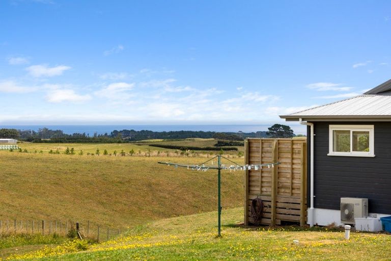 Photo of property in 11 Leith Road, Okato, New Plymouth, 4374