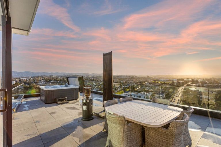 Photo of property in 1301/1 Buscomb Avenue, Henderson, Auckland, 0610